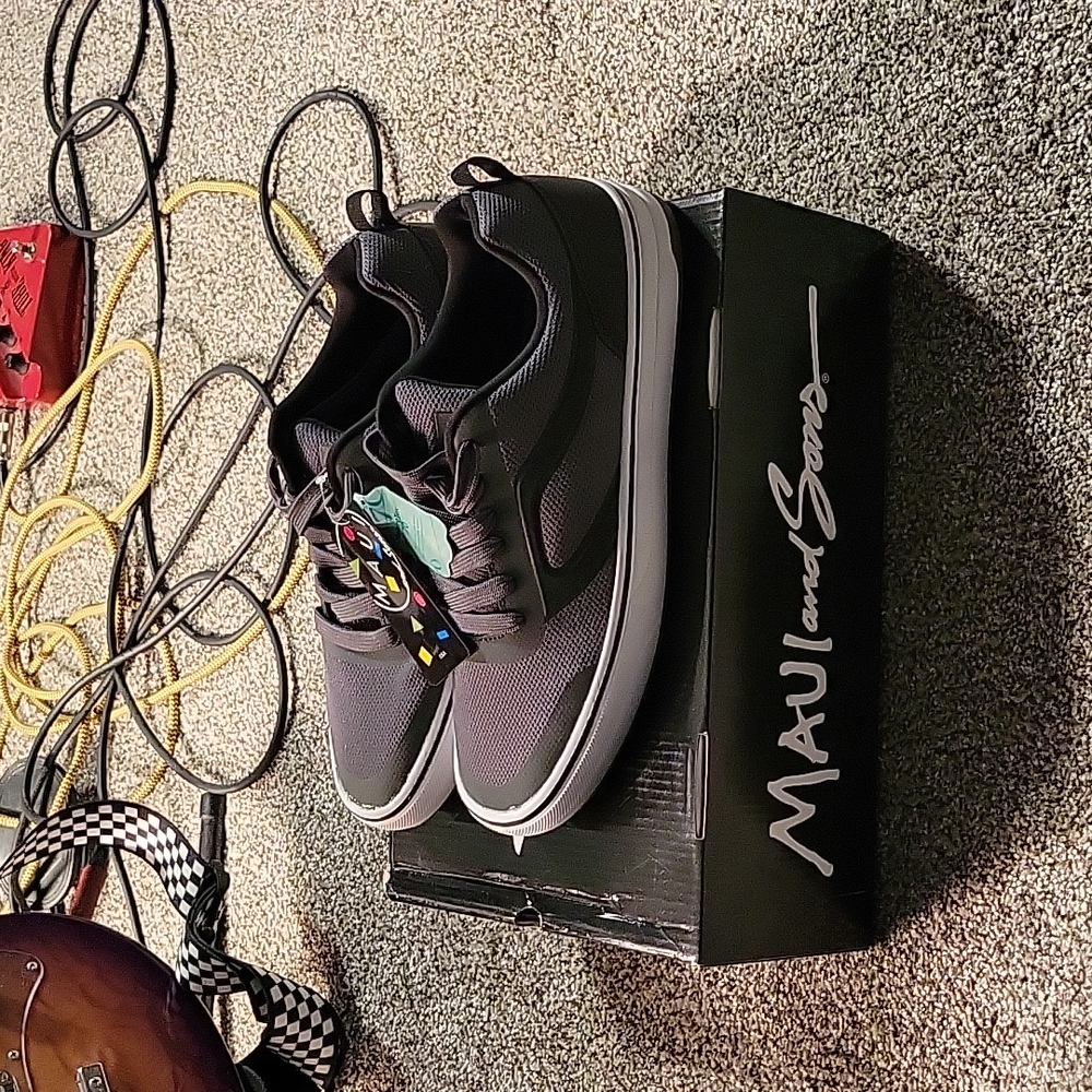 Maui & Sons Maverick Shoes